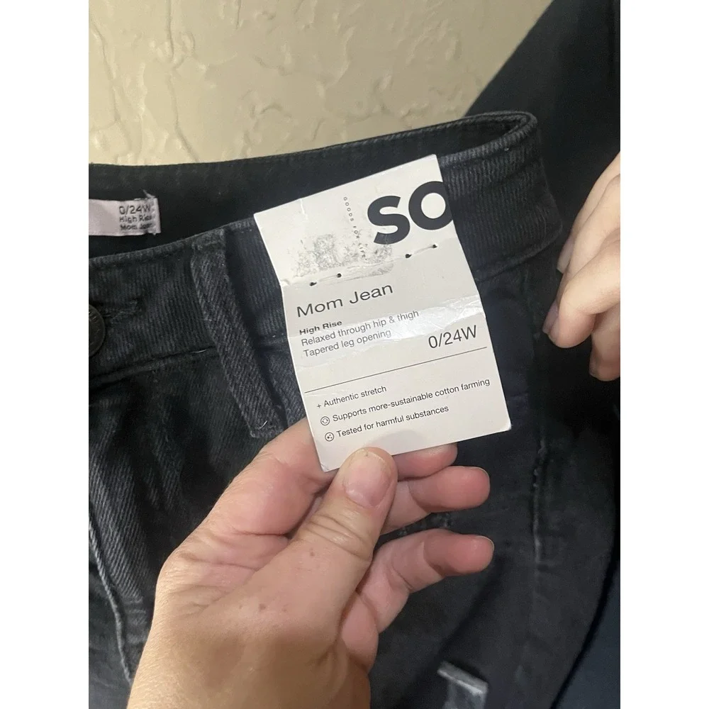 So NWT‎ Women's Black Wash Stretch High Rise Mom Jean size 0/24